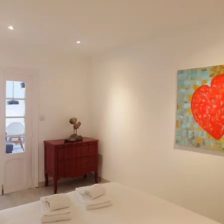 Apartment Santosweethome 2 *
